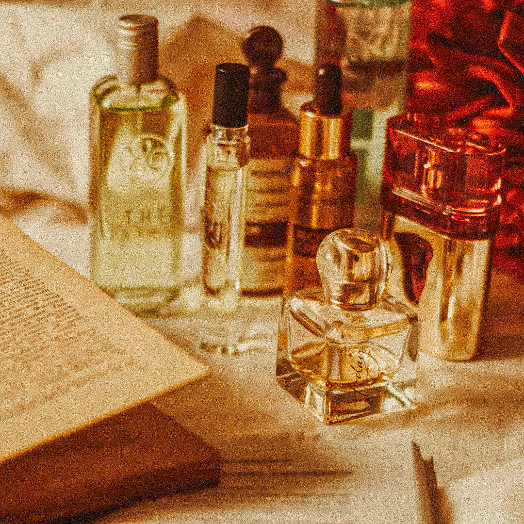 Uncover the secrets to choosing the perfect room spray for your home. Identifying your home's aesthetic will help you choose a complementary room spray. 